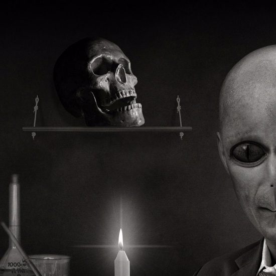 Forget Doctors — Uri Geller Says Space Aliens Are Coming to Cure Our Diseases