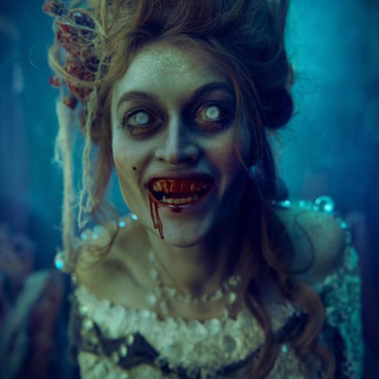 Blood and Blood-Drinking: Paranormal Creatures and (Alleged...) Real Vampires